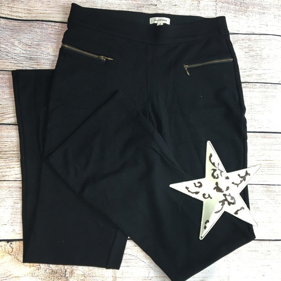 Max Studio  Black Dress Pants Size Small - B-16 - Picture 1 of 3